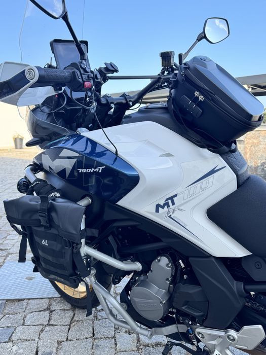 CFMoto 700MT ADV 2025