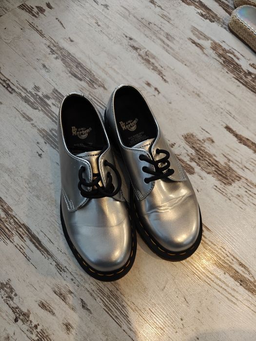 Buty damskie Martens srebrne rozmiar EU 38 24 cm