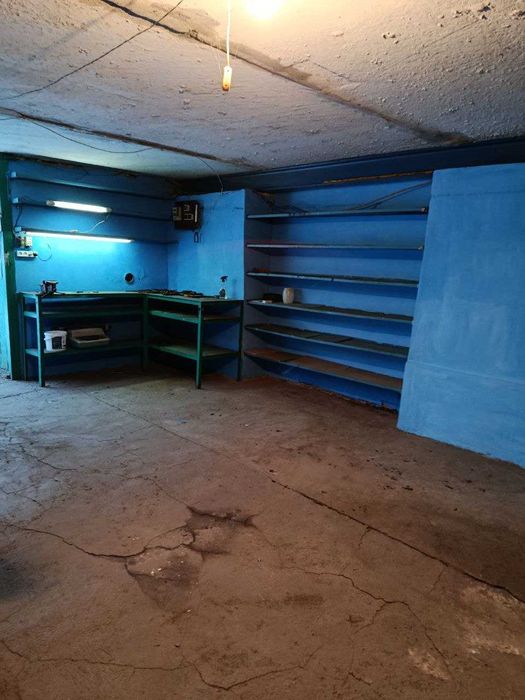 Продам капітальний гараж 50м²