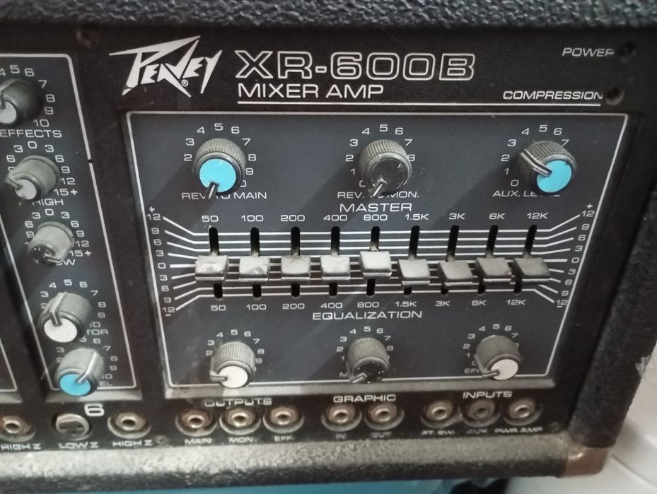 Peavey XR 600B Mixer Amp