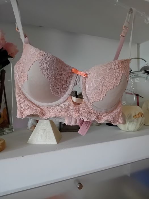 Hunkemoler biustonosz damski 75C