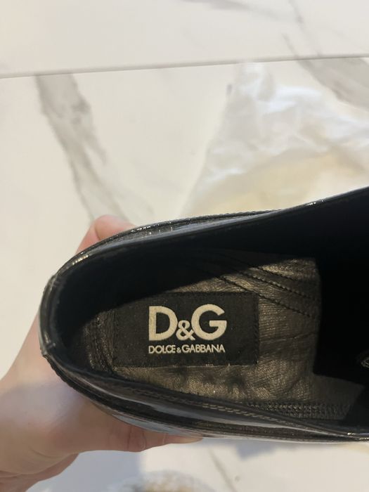 Лаковые туфли извесного бренда