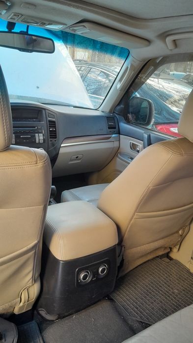 Автомобіль Mitsubishi  Pajero