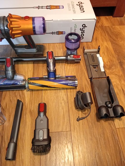 Dyson V12 odkurzacz