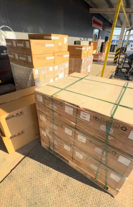 Solax батарея та інші Pylontech Deye акумулятор LiFePo4