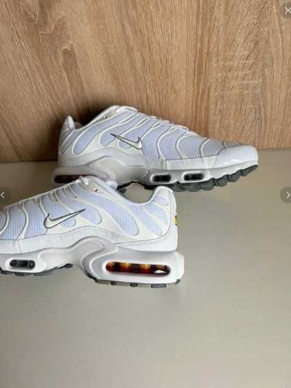 Nike air max plus TN biale R.36