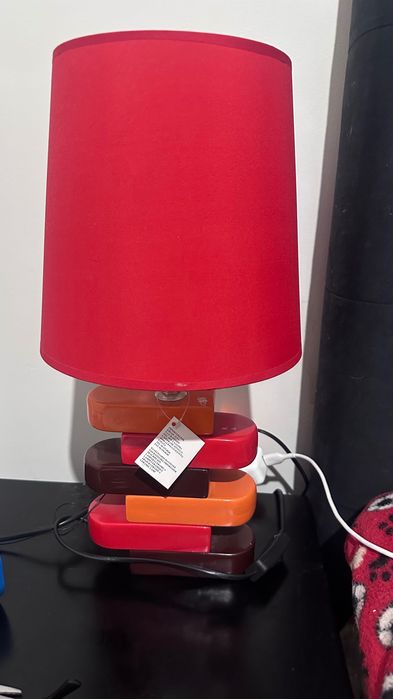 Abajur vermelho 2 iguais e novos