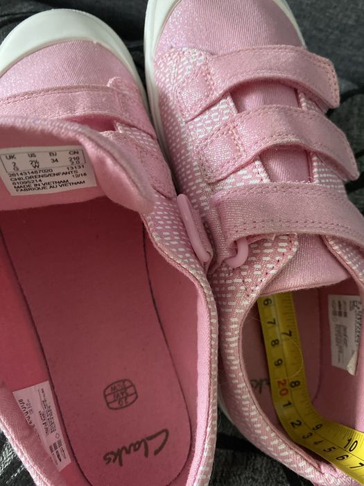 Макосини кросівки Clarks  р-р 2,5 наш 33-34 та Vans р-р 32,5