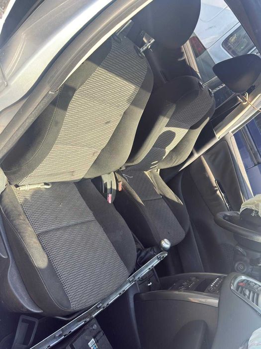 Peugeot 207 1.4 HDi 2011 – Venda de Peças