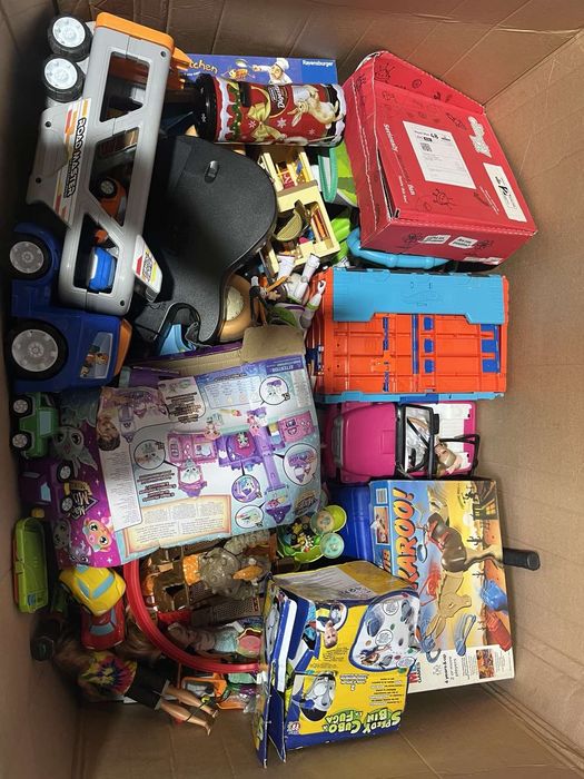 Іграшки тверді скконд хенд оптом. Іграшки Англія.