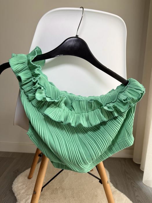 Top cropped.