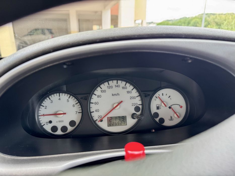 Ford Fiesta MK4 2001