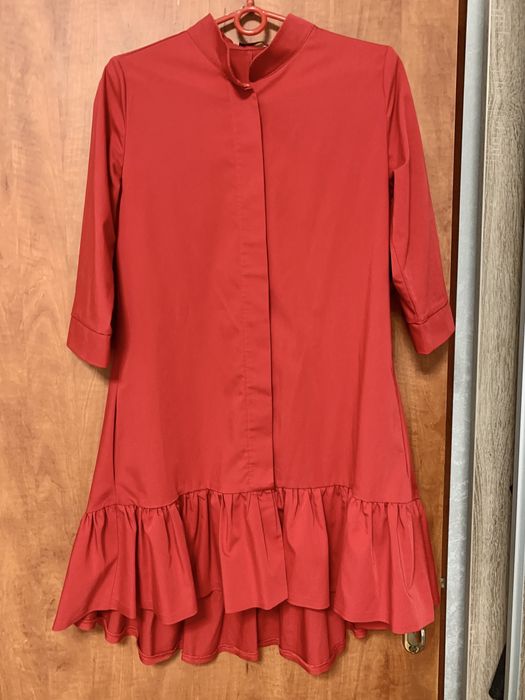 Продам червону сукню, 34