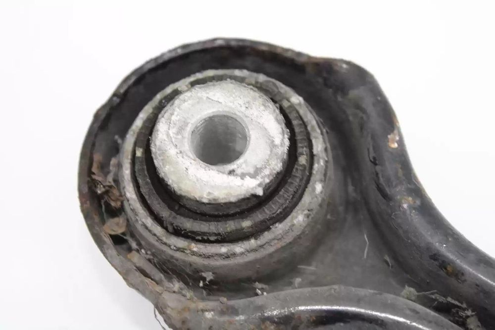 BRAÇO SUSPENSÃO INFERIOR TRASEIRO DIREITO BMW 3 2004 -40353212