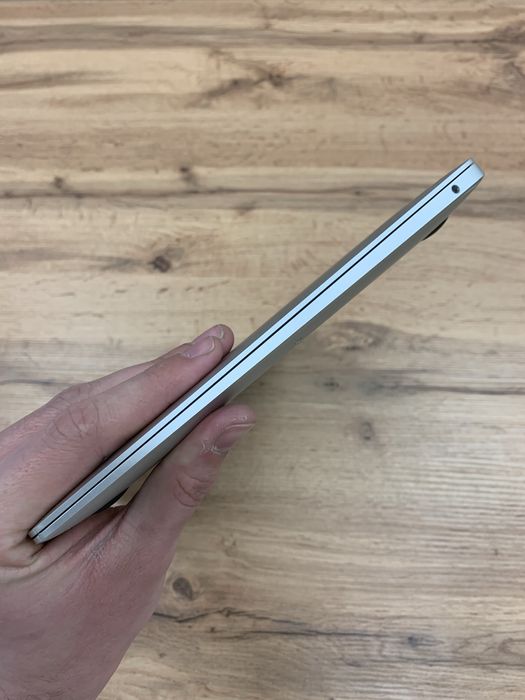 MacBook Air M1 A2337 2020 — (Запчастини) Дисплей Топкейс Батарея