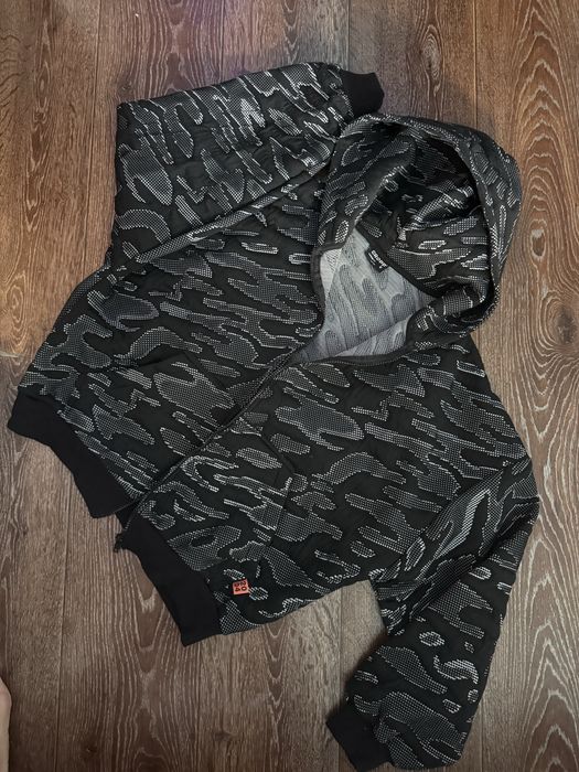 Продам кофту Cropp на замку, розмір S