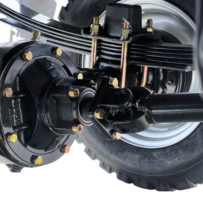 Бензиновий трицикл DOZER Model 200