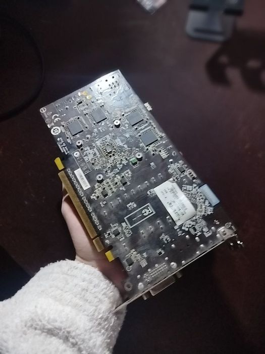 Видеокарта msi r5770