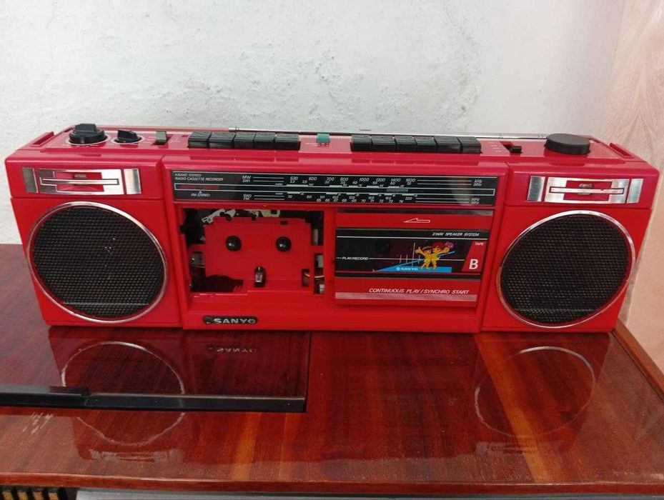 Аудіомагнітофон Sanyo MW-703 K