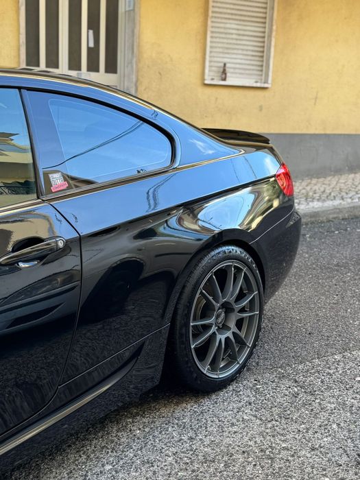 BMW 320d coupé E92 Pack M - LCI