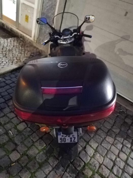 Yamaha FZ 600cc Azul