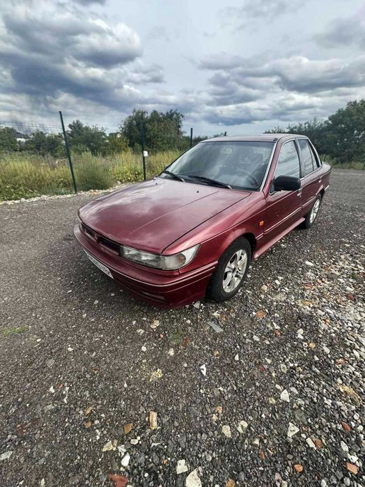 Mitsubishi Lancer 1.6 инжектор 1993 год