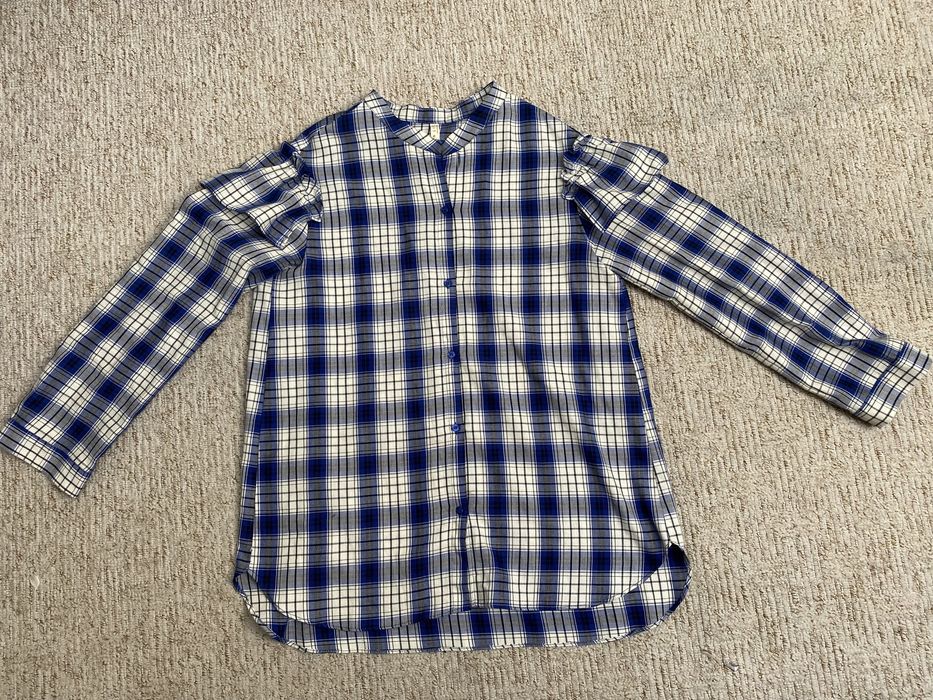 Kraciasta koszula z wycięciami  164