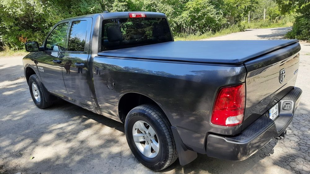 Продам Dodge RAM 1500 2018 г.в.