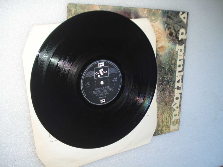 Antigo Álbum vinil dos Pink Floyd de 1973 "A Saucerful Of Secrets"