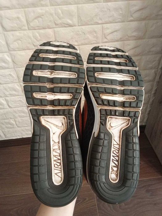 Жіночі кросівки Nike Air Max Sequent 2