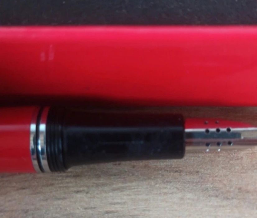 Caneta FERRARI Edição especial limitada F1 WORLD CHAMPION