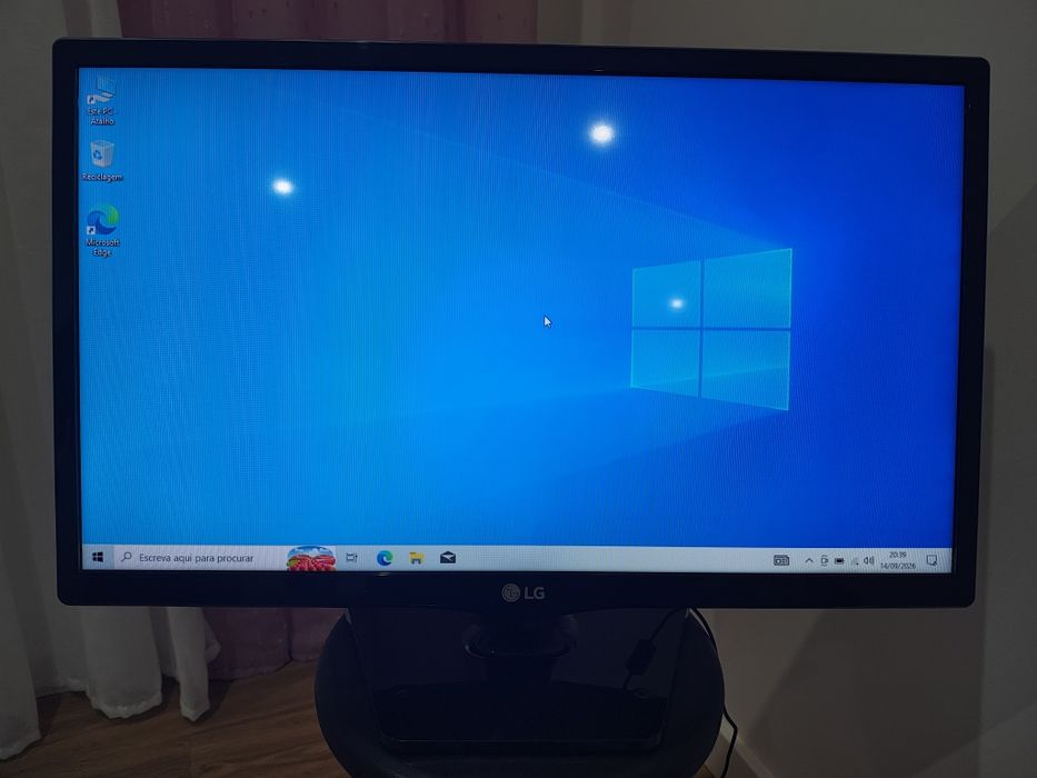 TV LG 24MT47D‑PZ – 24" – Sem comando