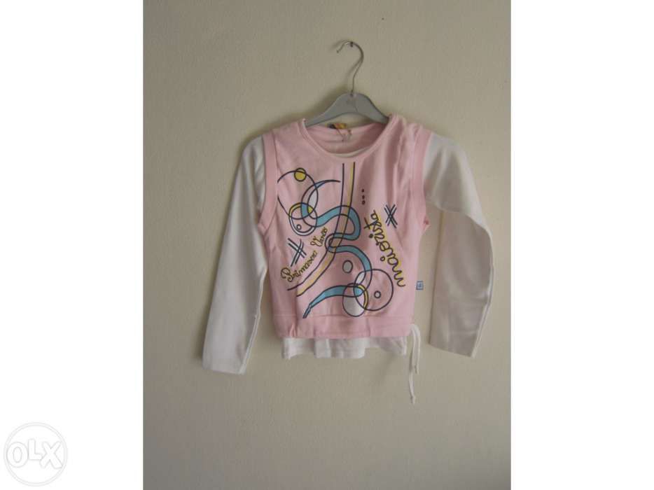 Senior Girl's Sweater for 12-Year-Olds, 2-Piece Set: White Sweater and Pink V-Neck Sweater