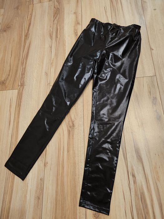 Legginsy błyszczące czarne roz. S
