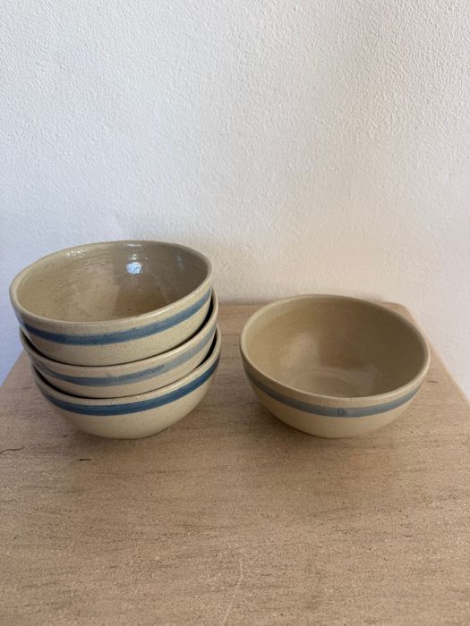 4 Taças de Cerâmica Vintage – Risca Azul