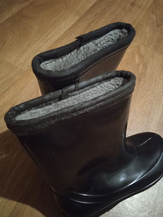 Резинові чоботи для хлопчика утеплені