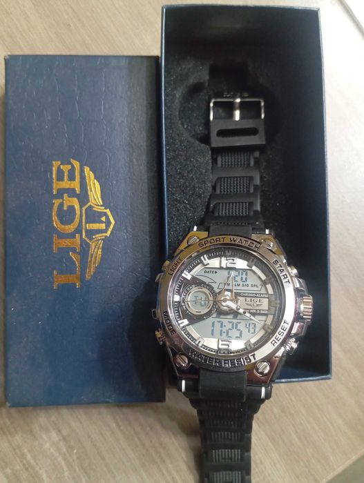 Relógio homem digital