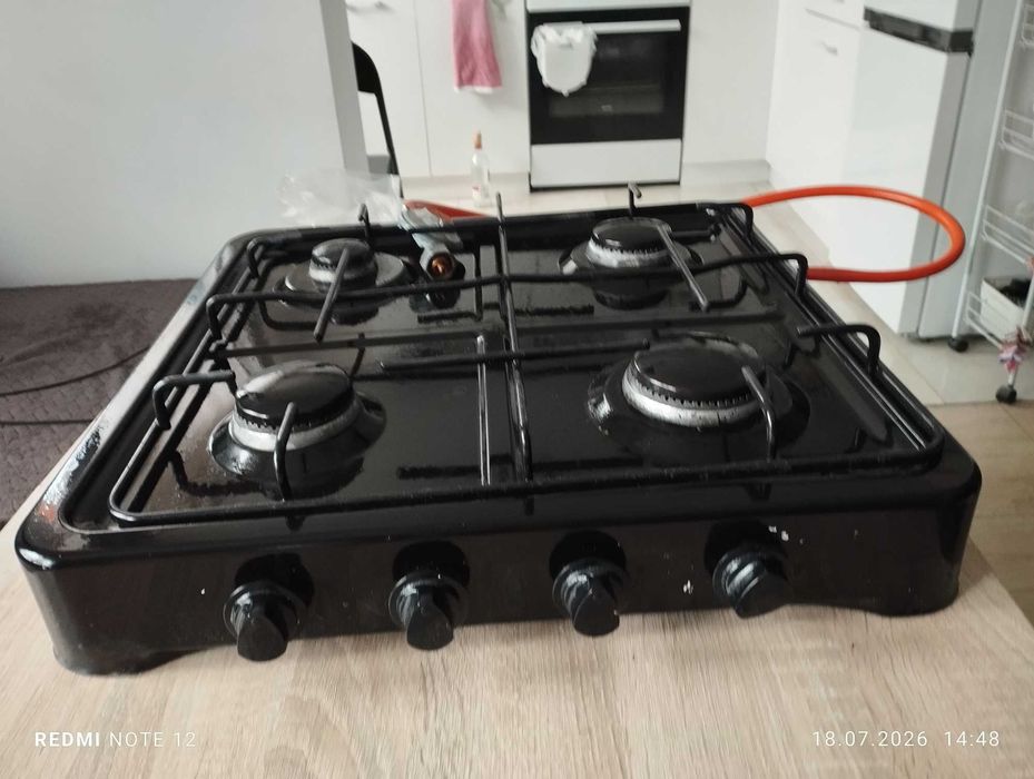 Kuchenkę gazową na sprzedaż