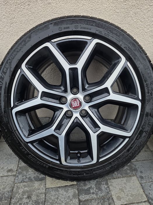 Fiat tipo cross felgi alufelgi kola opony lato Firestone 25r