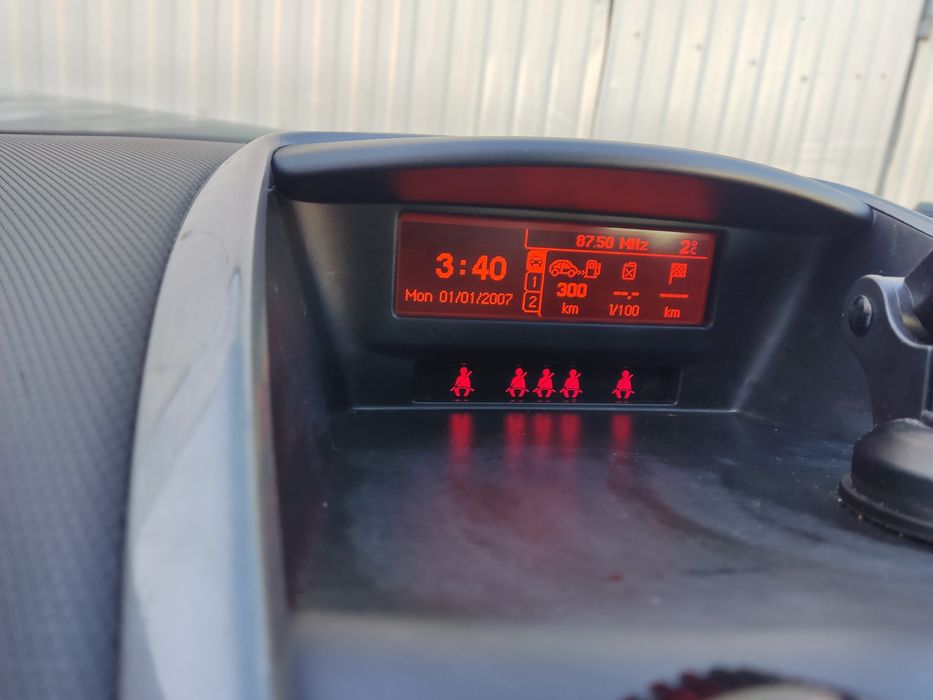 Peugeot 207sw  2011 рік 1,6 бензин