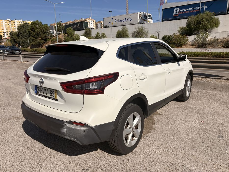 Nissan Qashqai — fotografia 2