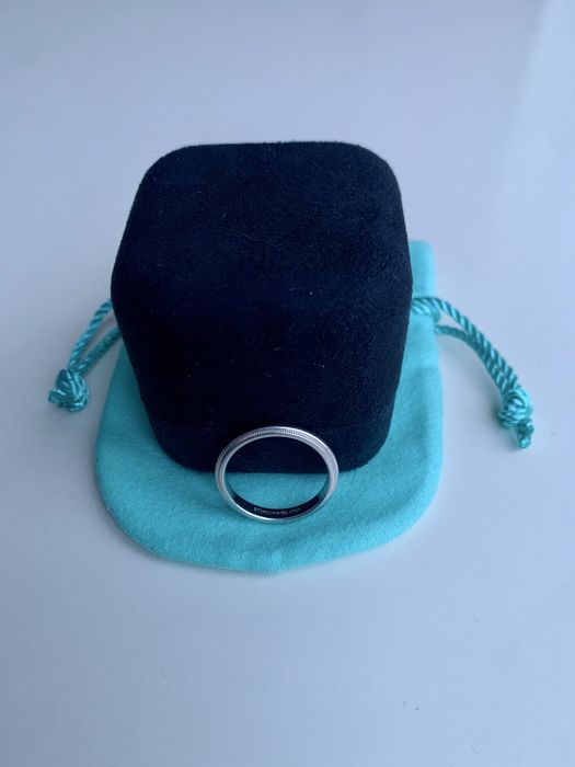 Tiffany Milgrain кольцо обручка