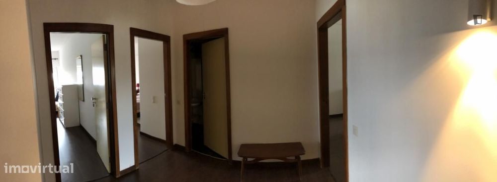 Quarto - localizado em Olaias Lisbon