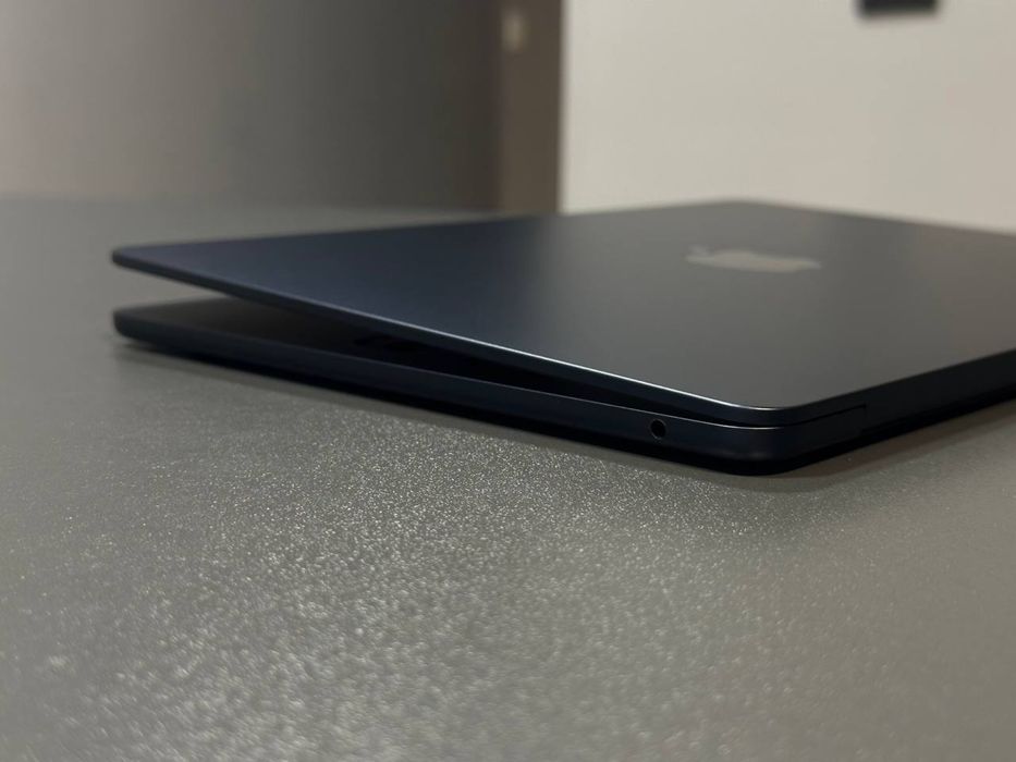 MacBook Air 13.6 M2 8-512gb 2022 Midnight