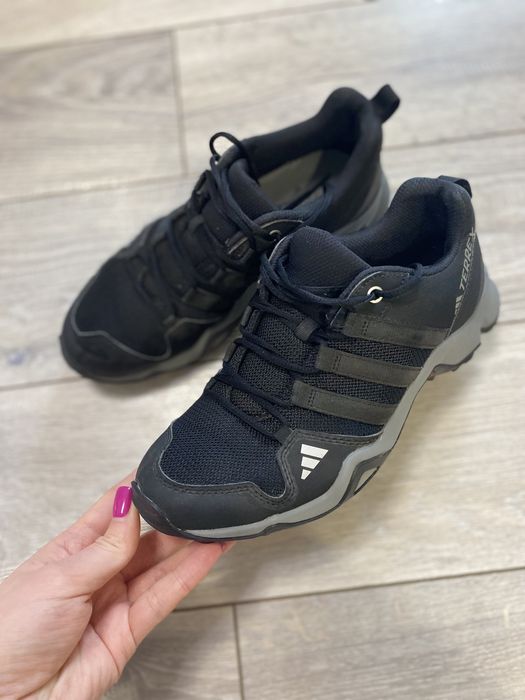 adidas Terrex AX2R
