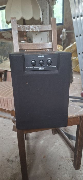 Yamaha yst-sw40 wzmacniacz