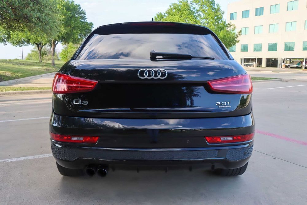 Audi Q3      2018