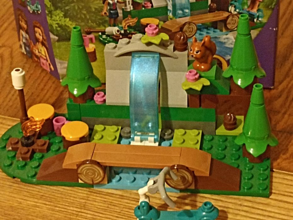 LEGO Friends 41677 Forest Waterfall