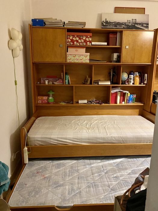 Estudio em madeira de cerejeira