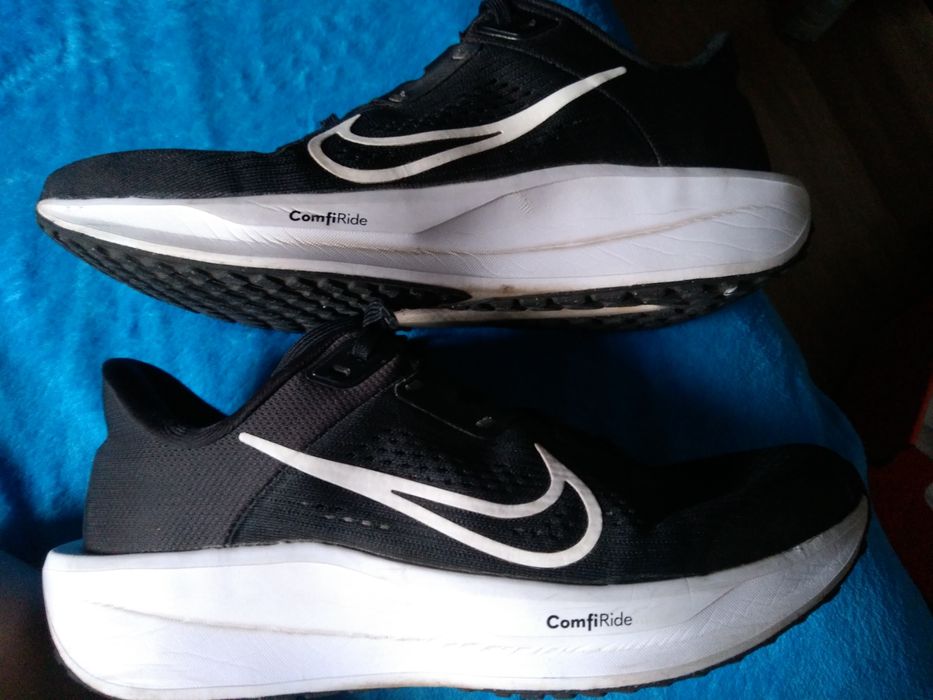Buty Nike Quest 6    rozmiar 41